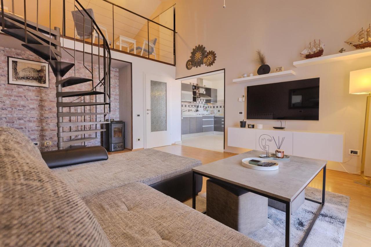 Apartment Rizzi Pola Esterno foto