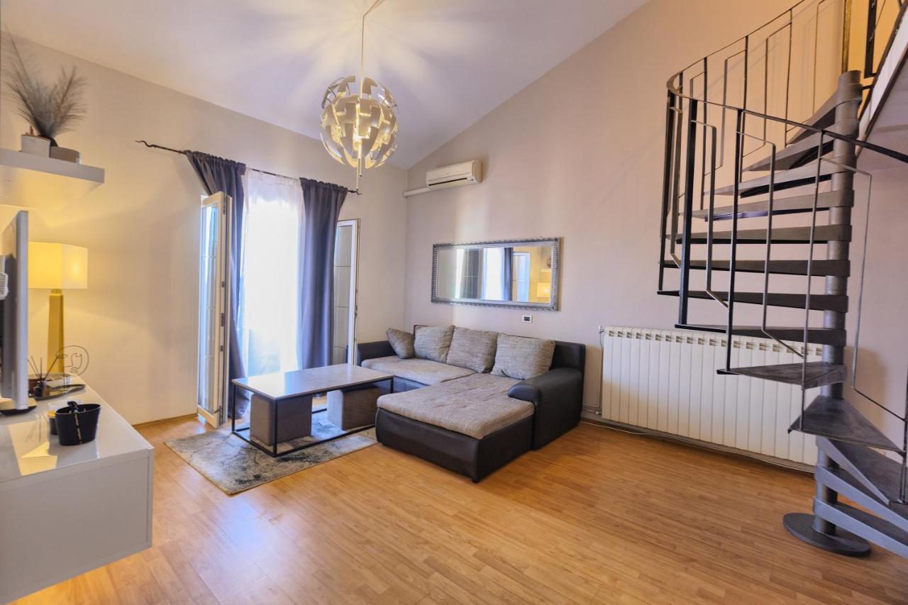 Apartment Rizzi Pola Esterno foto